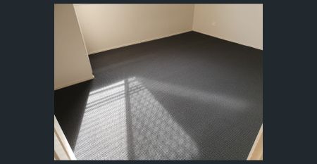 Neat and Tidy Family Home - Photo 4