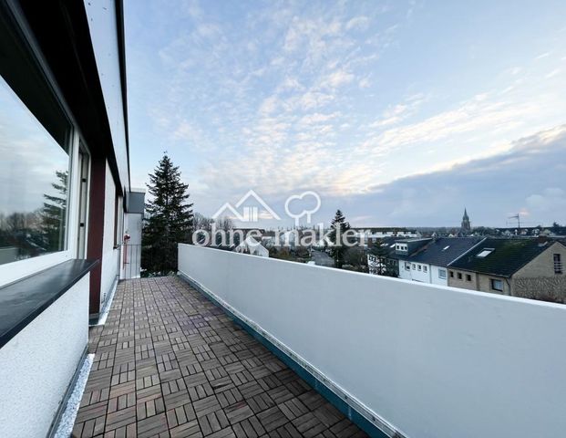 Dachgeschosswohnung in Köln (Ensen) - Photo 1