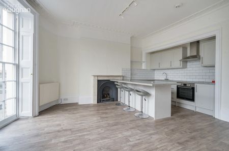 4 bedroom apartment to rent - Photo 3