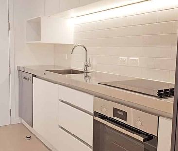 Beautiful 2 Bedroom FURNISHED unit in the SugarTree Complex - Photo 5