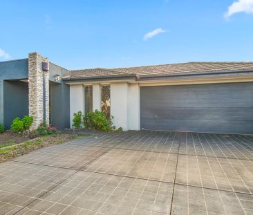 Spacious 4-Bedroom Family Home in Quiet Deer Park Court - Photo 5