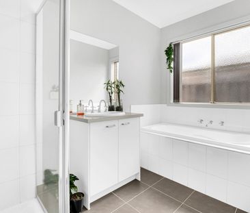 93 Sarissa Street, Lalor VIC 3075 - Photo 1