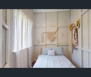 Charming little gem *** Unfurnished *** - Photo 4