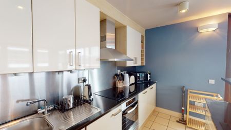 Clarion Quay, Block 2, D01 X265. - Photo 2