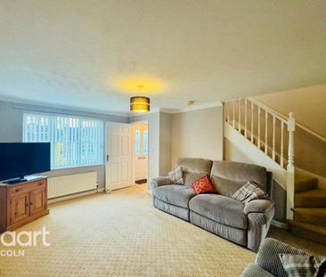 3 bedroom semi-detached house to rent - Photo 2