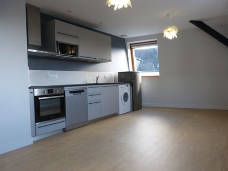 A LOUER – Appartement Tours – Réf. GI-JB-G0427-01 - Photo 3