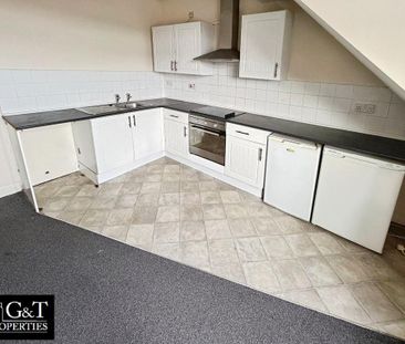 2 bedroom flat to rent - Photo 3