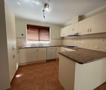 Spacious and in a great location! - Photo 6