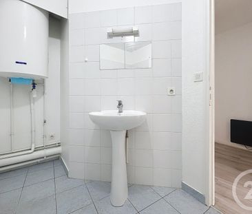 Location Appartement 3 pièces 74m² TROYES 10000 - Photo 3