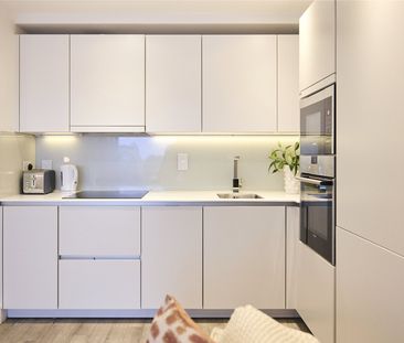 Gaumont Place, London, SW2 flat to rent - Photo 4