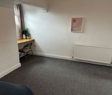 5 bedroom house to rent - Photo 4