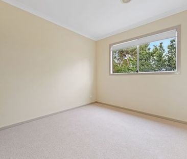 11 Admiralty Lane, Sydenham VIC 3037 - Photo 5