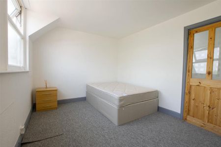 5 bedroom apartment to rent - Photo 4