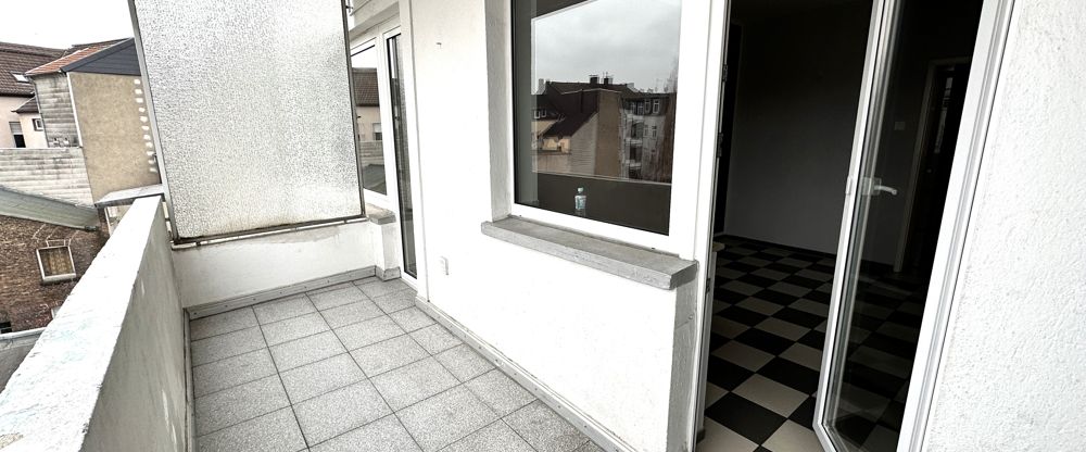 Große 4-Zimmer-Wohnung ca. 130 m² Fußgängerzone Gelsenkirchen Stellplatz vorhanden - Photo 1