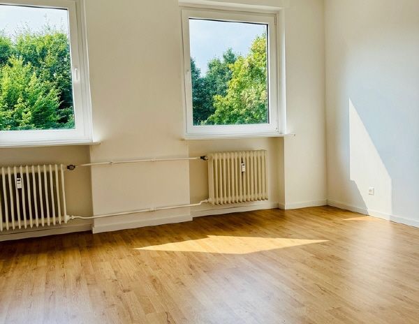 Viel Platz samt großer Terrasse für Sie! - Foto 1