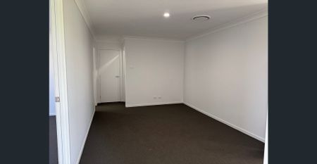 Ducted Air Conditioning… Walk-in pantry - Photo 2