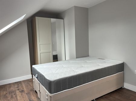 Gloucester Road, Horfield, Bristol - Photo 3