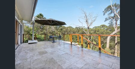 Immaculate Open-Plan Home on a Sprawling Parklike Block with Serene Bushland Views - Photo 3