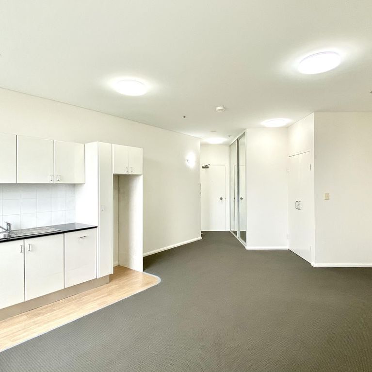 Prime Studio Apartment - Photo 1