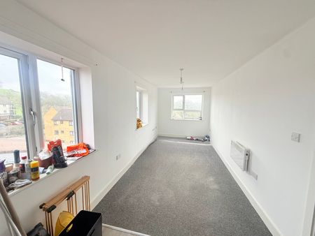 Newton Road, Yeovil, Somerset - Photo 2