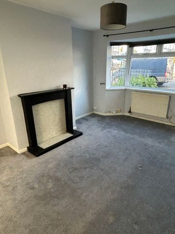 Cambria Road, Ely, Cardiff - Photo 2