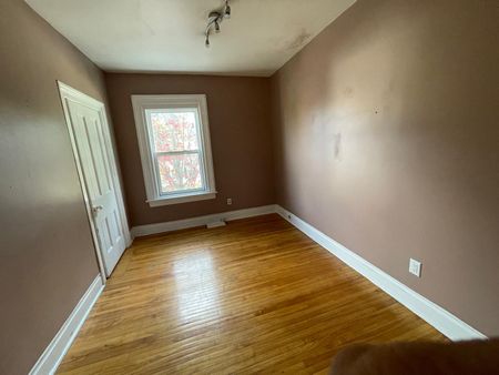 For Lease - 24 English Street, Brampton, Ontario - Photo 5