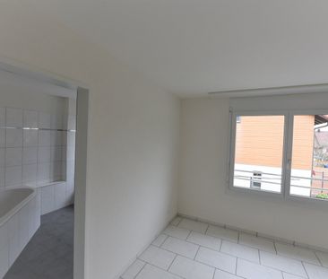 Sonnige 3.5 Zimmerwohnung - Photo 4