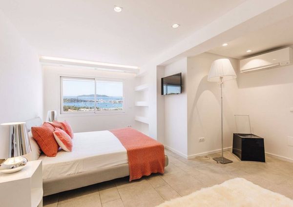 5 bedroom luxury Villa for rent in Ibiza, Spain