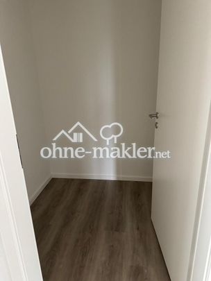 Altonaer Straße 368, 25469 Halstenbek - Foto 1