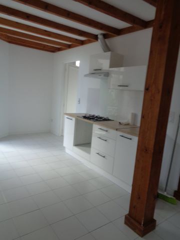 Location Appartement 4 pièces 118m² BEZIERS 34500 - Photo 5