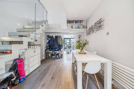 5 bedroom terraced house to rent - Photo 3