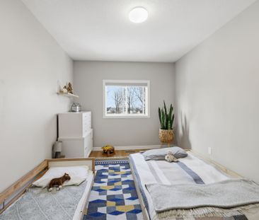 For Lease - 348 Highland Road Unit# 5, Hamilton, Ontario - Photo 2