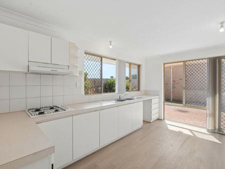 Fresh, Stylish & Easy-Care Living - Photo 5