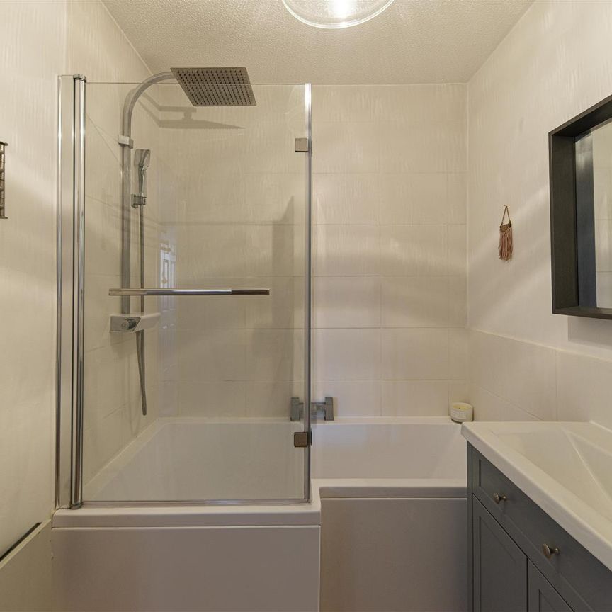 Deneside Court, Sandyford, Newcastle Upon Tyne - Photo 1