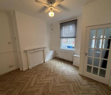 2 bedroom house to rent - Photo 2