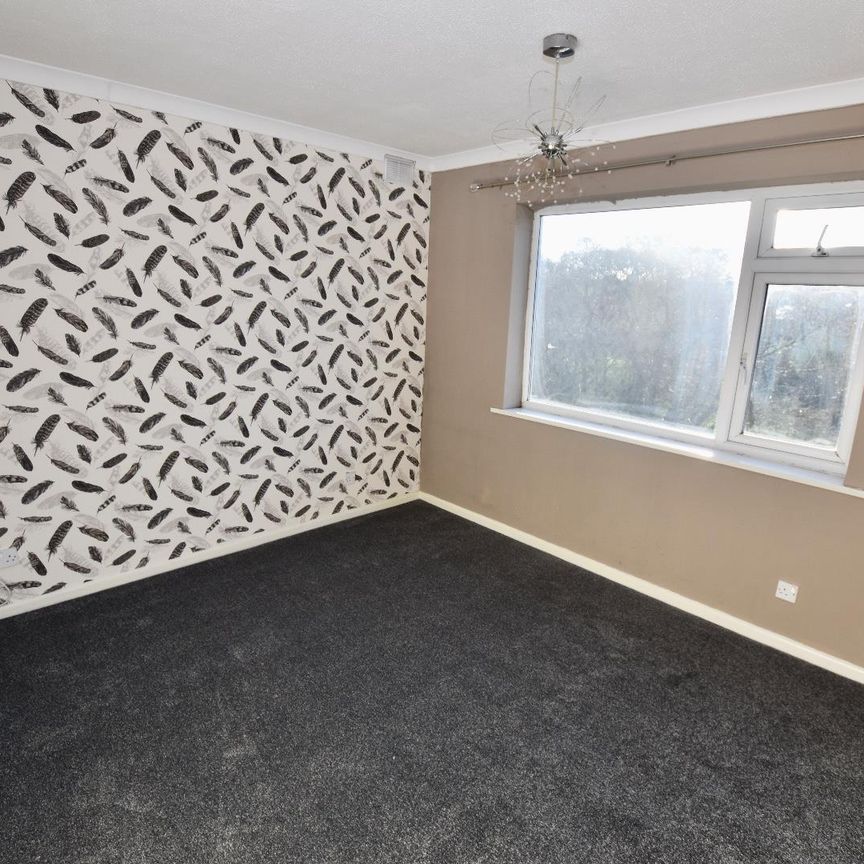 Bowfell Close, Nod Rise, Mount Nod, Coventry, CV5 7JN - 2 Bedroom Top Floor Flat - Photo 1