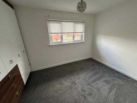 2 bedroom end of terrace house to rent - Photo 4
