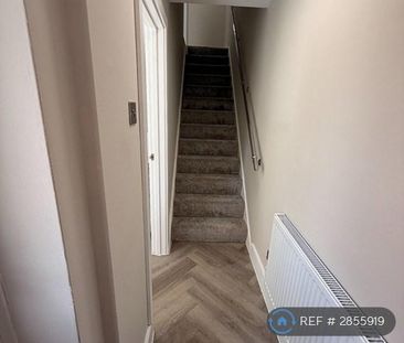 2 bedroom end of terrace house to rent - Photo 6