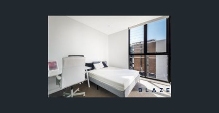MODERN 2-BEDROOM APARETMENT IN THE HEART OF WESTMEAD - Photo 3