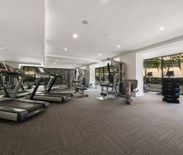 Mayfair - Fabulously Central City Living - Photo 2