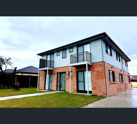 4/166 Roberts Road, Greenacre, NSW 2190 - Photo 3