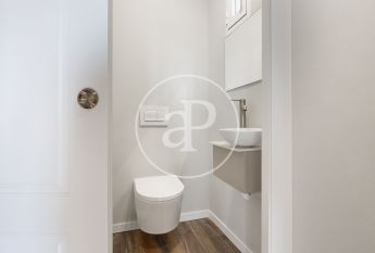 Penthouse for rent with Terrace in San Francesc (Valencia)