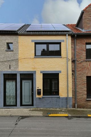 Gezellige rijwoning in centrum met koertje + zonnepanelen - Photo 5