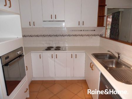 CUL DE SAC - TOP OF TOWN- Available 12/1/25 !!! - Photo 3