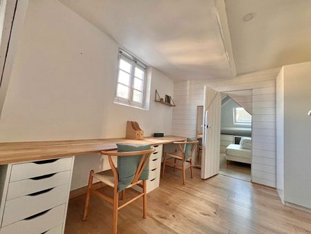 A LOUER - CHARMANT 3 PIECES DE 65,90m² AU COEUR DE VILLE - Photo 5