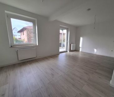 Frisch Saniert! Möbel rein! Zuhause! - Foto 1