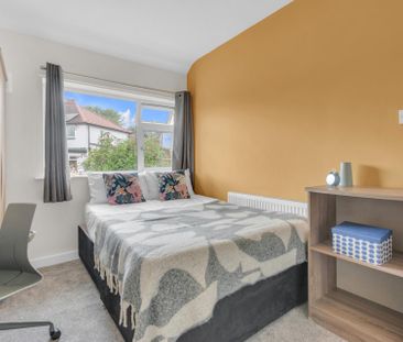 90 CHAPEL LANE Leeds - LS6 3BW - Photo 4