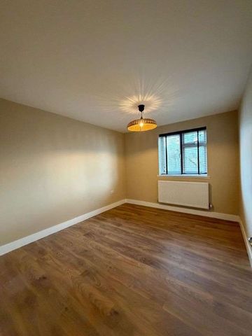 Bletchmore Close, Hayes, UB3 - Photo 2