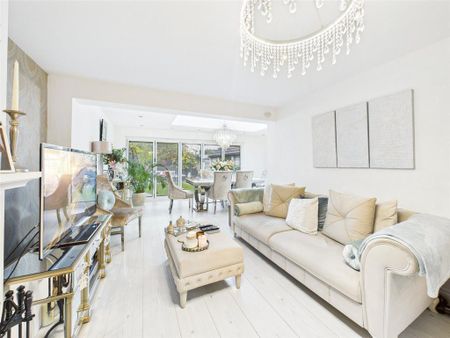 3 bedroom bungalow to rent - Photo 3