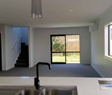 Spacious Flagstaff Family Home - Photo 1